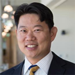 Headshot of Albert J. Li 