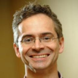 Headshot of Iohann Le Frapper