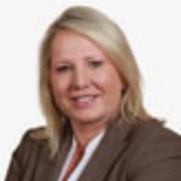 Headshot of Michele Shuster