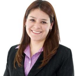 Headshot of Monica Schiaffino