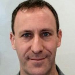 Headshot of Andrew Rosen