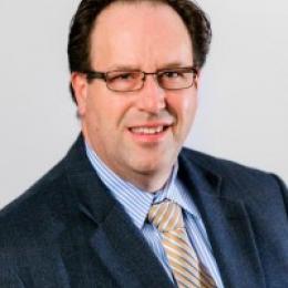 Headshot of Michael Geldart