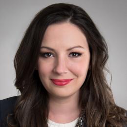 Headshot of Dawn Maruna