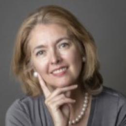 Headshot of Veronica Pastor