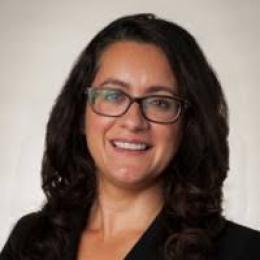 Headshot of Mauri Aven