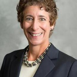 Headshot of Emily Lawrence