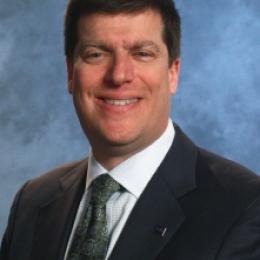 Headshot of Andrew Wasserman