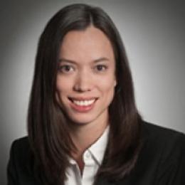 Headshot of Amanda Aikman