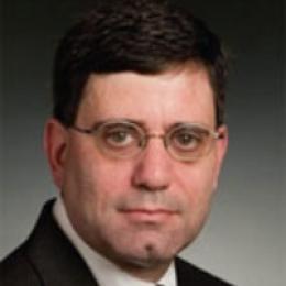 Headshot of Ron Raider