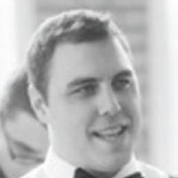 Headshot of Elliot Burger