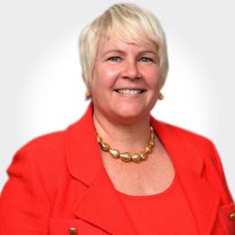 Headshot of Cynthia Krus