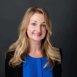 Headshot of Lea Ann King