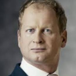 Headshot of Alexander de Swart