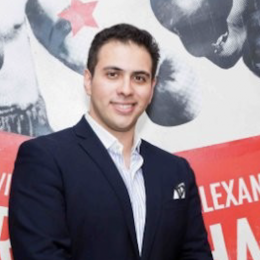 Dean Dastvar headshot