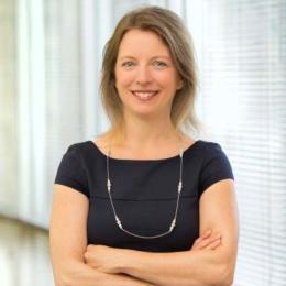 Stephanie Fiereck headshot