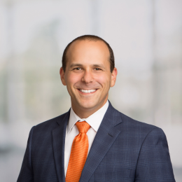 Noah Kruger headshot