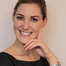 headshot of Claudia Winkler