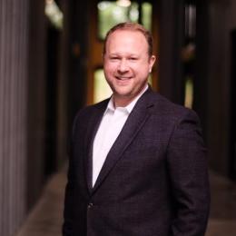 headshot of David Carter