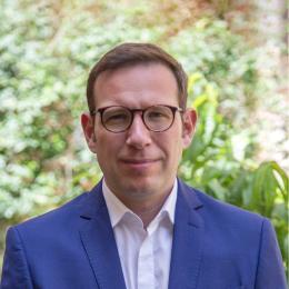 headshot of Carmelo Lipari